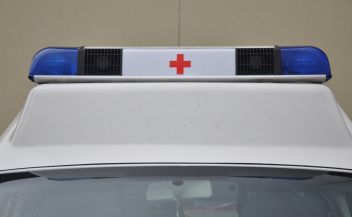 Mit Pkw auf A9 überschlagen