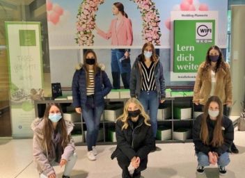 Absolventinnen des FCE: Stefanie Kogler, Viola Lechner, Theresa Gruber, Lena Köberl, Anna-Lena Scheutz und Corinna Rossi