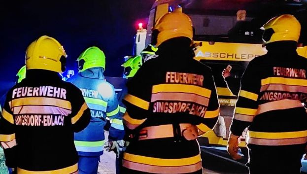 Bei Verkehrsunfall schwer verletzt