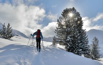 Skitourengeher verletzte sich schwer