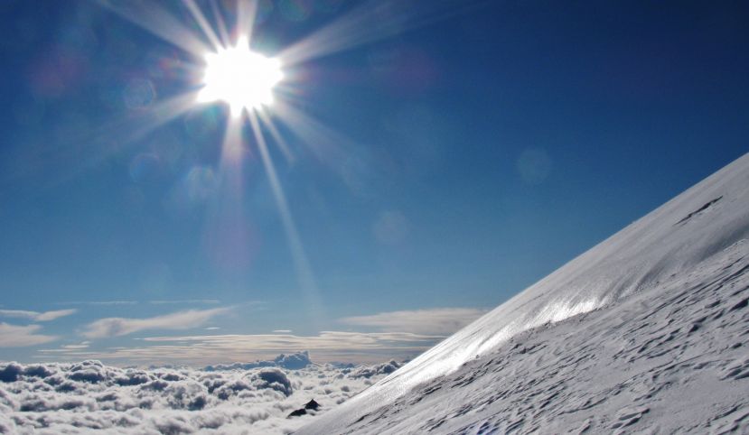 Auf Schneefeld ausgerutscht und verletzt