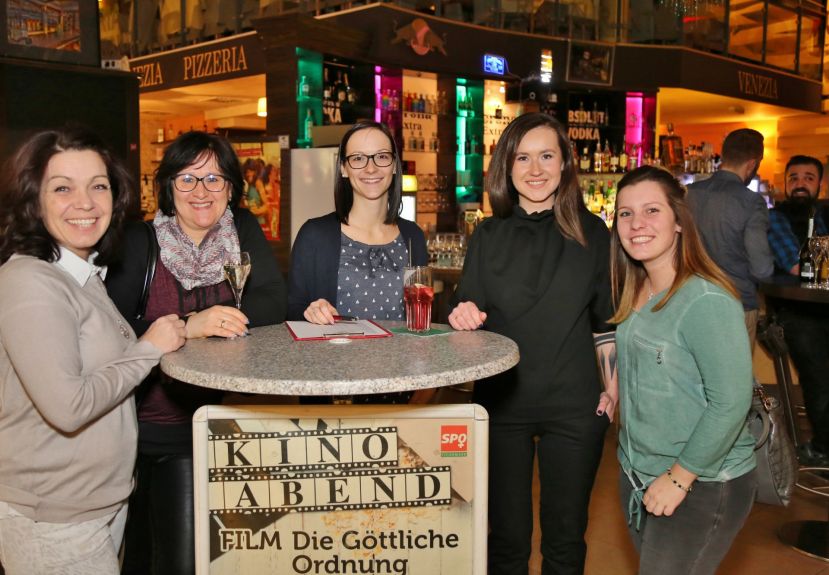 Frauenvorsitzende Liezen Astrid Steiner, Barbara Zauner, Isabella Seiß, LAbg Michaela Grubesa und Isabella Steiner