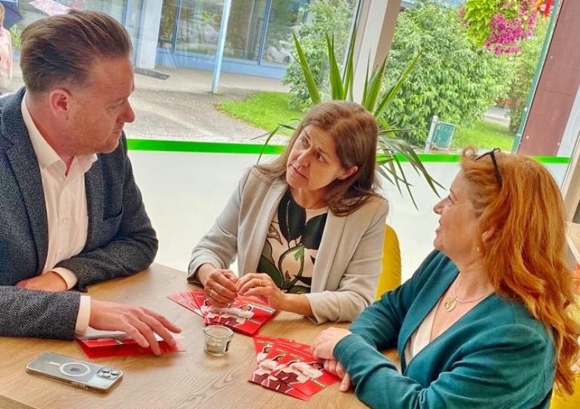 Soziallandesrätin Doris Kampus startet in diesen Tagen ihre Sommertour 2023, um sozialpolitisch Bilanz im Kampf gegen die Teuerung zu ziehen.