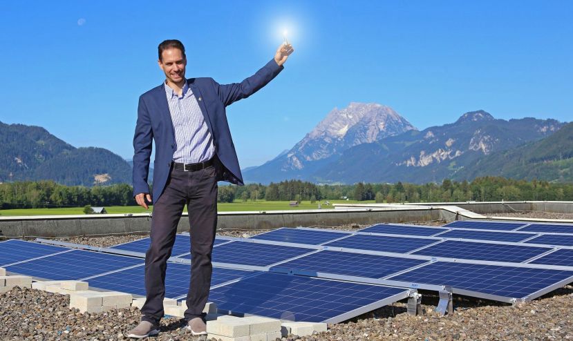 Saubere Sonnenenergie für die HAK