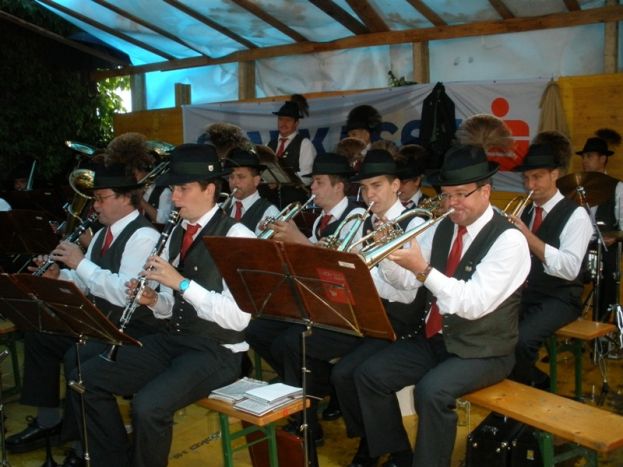 Musi-Heuriger am Mitterberg "Haus Wegl" in Gresten | 23.06.2011 |