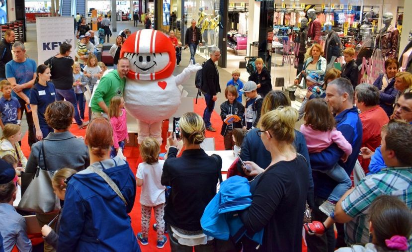 Blaulichttag im ELI begeisterte Kinder und Erwachsene
