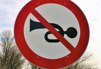 Hupen bei Strafe verboten!