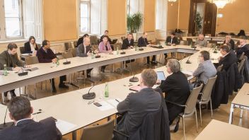 Landessanitätsdirektor-Stv. Dr. Thomas Ameger, Landesrat Hans Seitinger, Landesrätin Ursula Lackner, Landwirtschaftskammerpräsident Franz Titschenbacher
