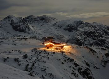 Kriemandlhütte auf der Tauplitzalm, mit 1.880 Meter Seehöhe ist die Hütte die höchstgelegene in der Steiermark