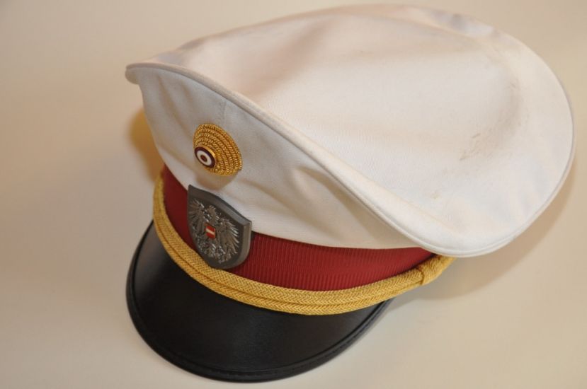 Unbekannte stahlen Stromaggregat