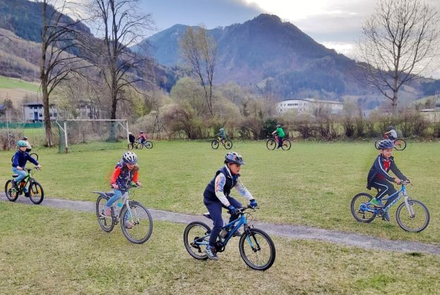 Über 40 Kinder feiern Rad-Auftakt
