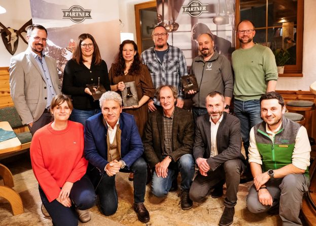 1. Preis geht an die Schafwollflocken