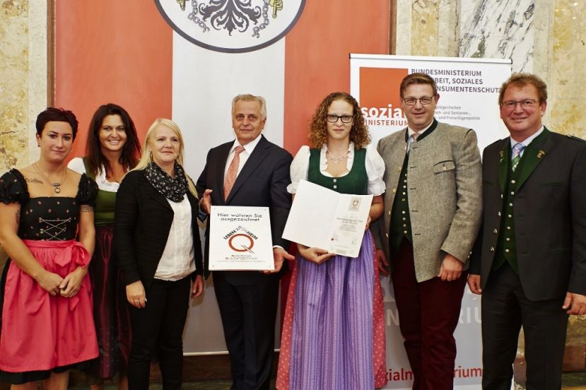 NQZ- Verleihung im Ministerium