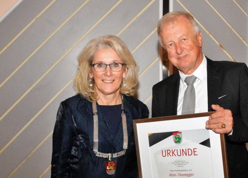 Alois Oberegger erhält die höchste Auszeichnung
