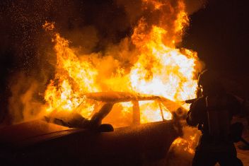 Brand durch defekten PKW