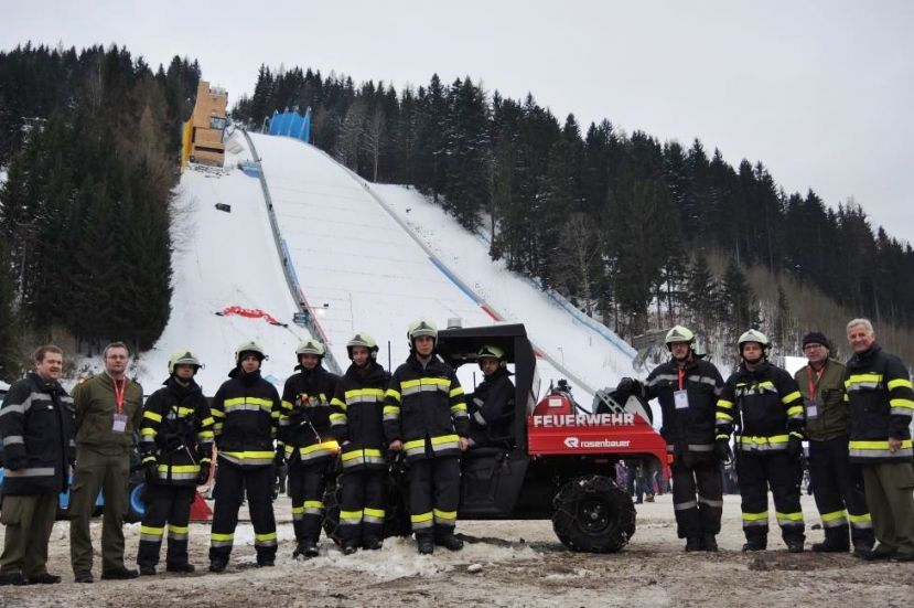 Feuerwehr leistet 3.000 Stunden