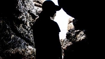 Jugendlicher aus Höhle gerettet