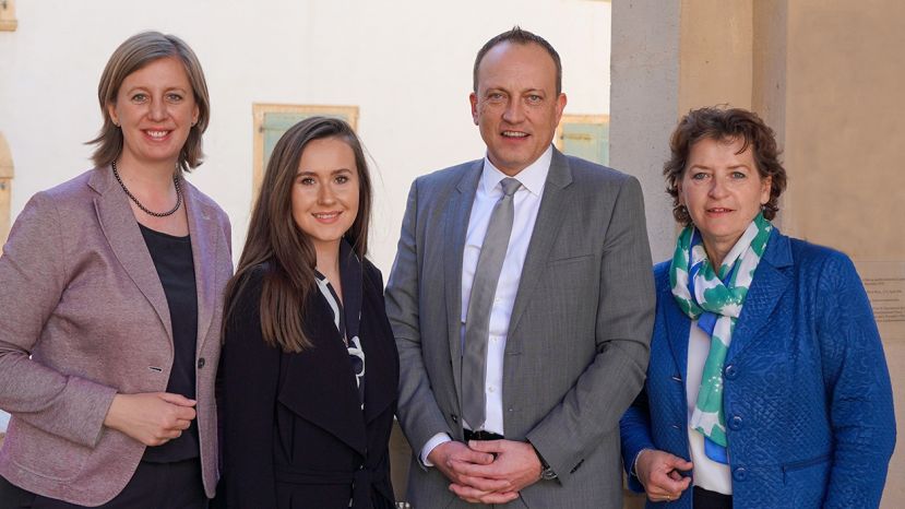 Die Vorsitzenden: Landesrätin MMag.a Barbara Eibinger-Miedl, LAbg. Michaela Grubesa, Bgm. Armin Forstner und die Landesrätin Mag.a Ursula Lackner