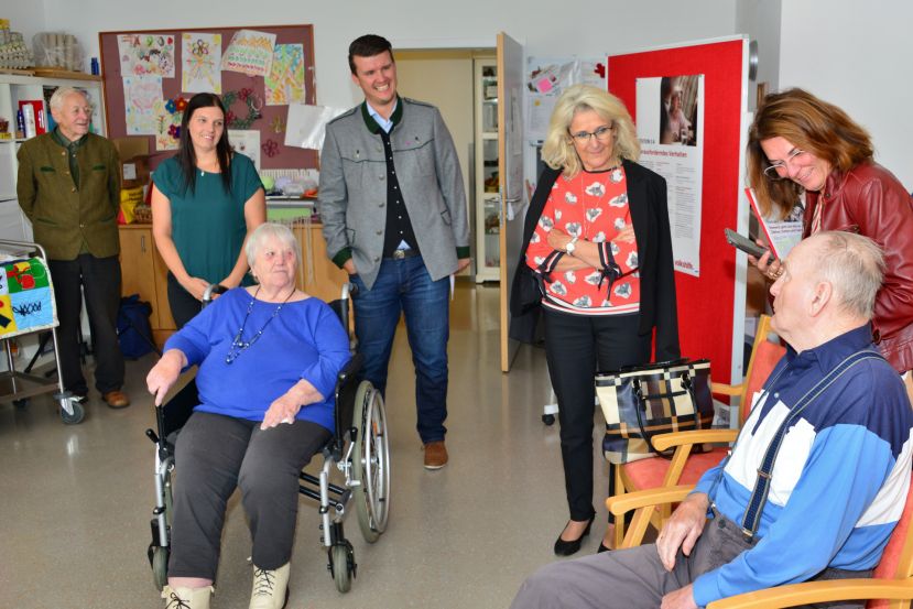 Ein Tag mit Demenz im Pflegeheim