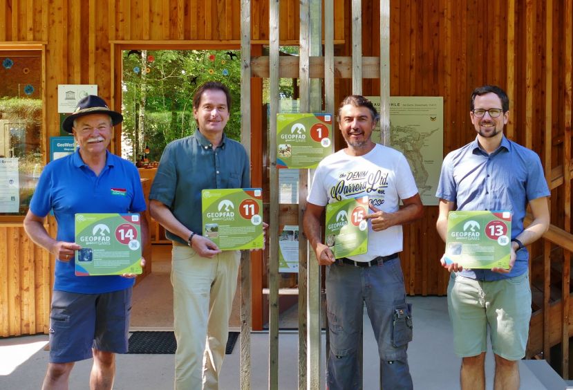 Partner im GeoDorf Gams vlnr: Herbert Traisch (Obmann Kultur- und Tourismusverein Gams), Bgm. Bernhard Moser (Gemeinde Landl), Doz. Mag. Dr. Alexander Lukeneder (Naturhistorisches Museum Wien), Oliver Gulas-Wöhri (GF Natur- und Geopark),