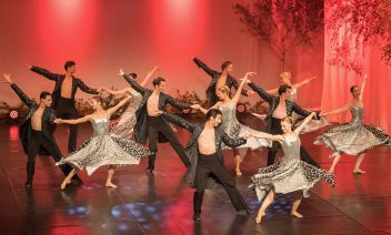 Tänzerinnen und Tänzer der Vereinigung Wiener Staatsopernballett begeisterten mit ihrem Auftritt das Publikum im Kur- und Congresshaus Bad Aussee.