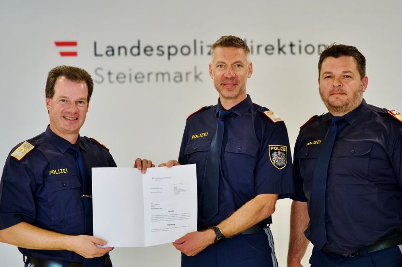 Landespolizeidirektor Gerald Ortner, Jochen Wimberger und stv. Bezirkspolizeikommandant von Liezen Major Christian Kuntner