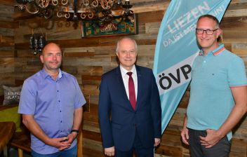 Raimund SULZBACHER, Landesrat Hans SEITINGER und Egon GOJER