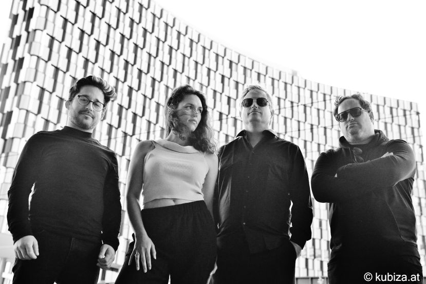 Eva Moreno Group