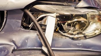 Auf der B 320 fünf Personen verletzt