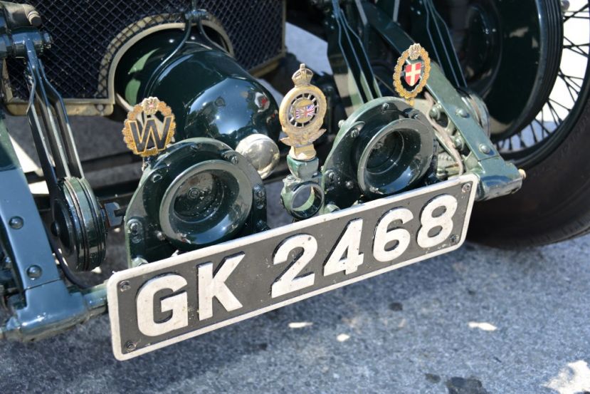 Früh aufstehen heißt es, für die Oldies