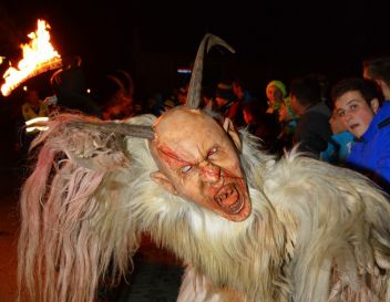 Teifl eini, der Krampus kommt net