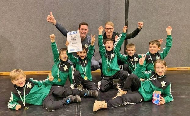 Nachwuchskicker beim Fußballcup in Aigen/E