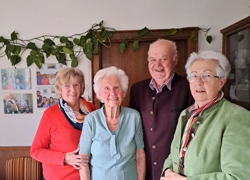 Gerta Schrottshammer, Eugenie Zeiringer, Stefan Strimitzer und Roswitha Planitzer