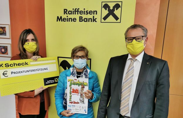 Gerlinde Leichtenmüller, Antonia Oster und Dir. Manfred Kirchsteiger