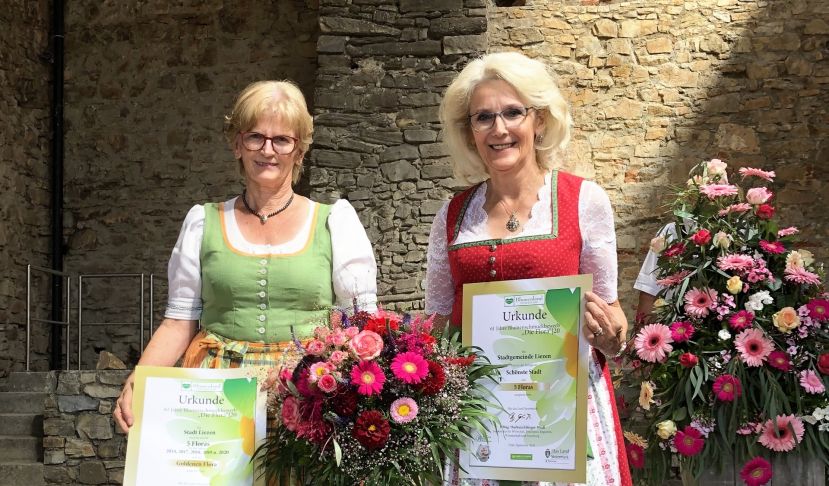 Cilli Sulzbacher und Roswitha Glashüttner