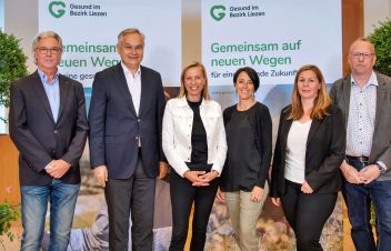 Karl Wohak (Ärztlicher Leiter der Klink Diakonissen Schladming), Gerhard Stark (KAGes-Vorstand), Juliane Bogner-Strauß (Gesundheitslandesrätin), Sandra Marczik-Zettinig (Gesundheitsfonds Steiermark), Christiane Schaunitzer (RML Regionalmanagement Bezirk Liezen), Michael Koren (Gesundheitsfonds Steiermark)