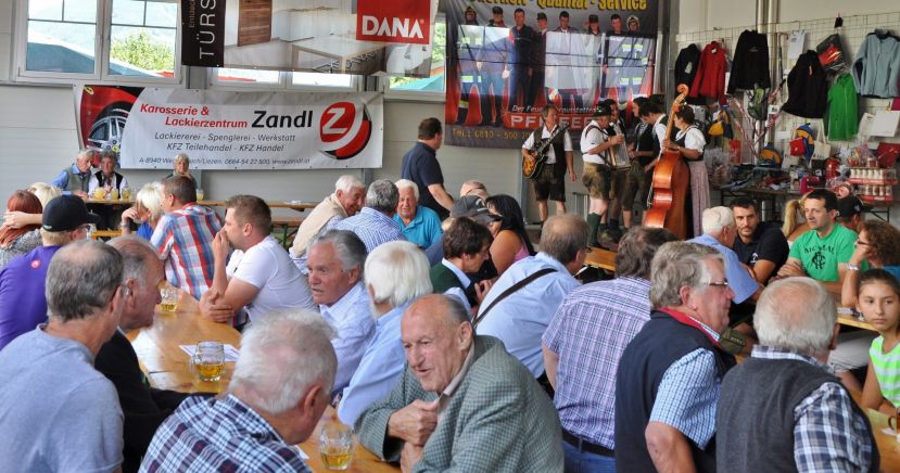 Die Feuerwehr von Weißenbach ladet zum Sommerfest