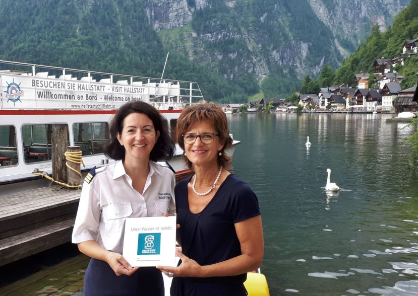 Geschäftsführerin Karoline Hemetsberger und Johanna Köberl vom Ausseer Wassermann