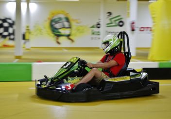 Das Kart-Race Schladming geht mit neuer Streckenführung und dem Ex-F1 Rennfahrer Patrick Friesacher in die neue Saison.