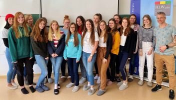 Die HLWplus holt Praktiker in die Schule