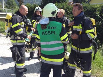 Brand in Ardninger Müll- Zentrum