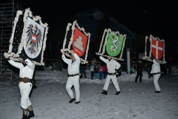 Es leuchtet und schellt in Stainach