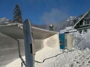 LKW Unfall auf der B145 bei Obersdorf