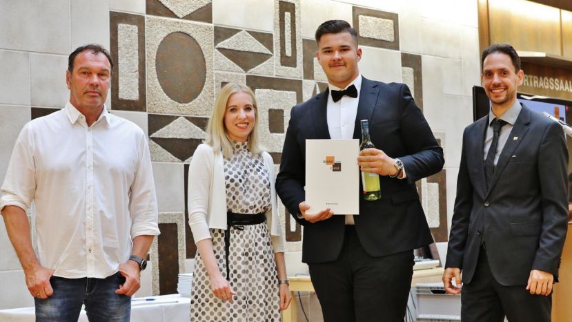 Die HAK verabschiedet ihre Abschlussklassen