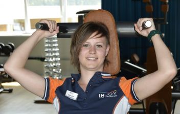 Alexandra Grundner, rufen Sie mich an! 03612 244 44