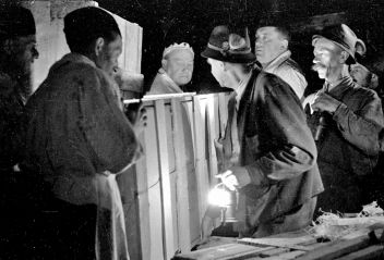 In den Salzwelten Altaussee stehen am 30. September Themenführungen unter dem Titel „Bomben auf Michelangelo – oder wie die Altausseer Bergleute Europas Kunstschätze retteten“ auf dem Programm.