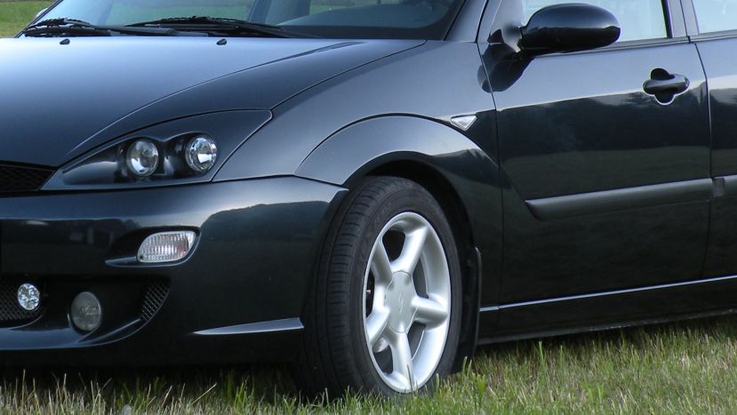 Achten sie auf die Beine ihres Autos