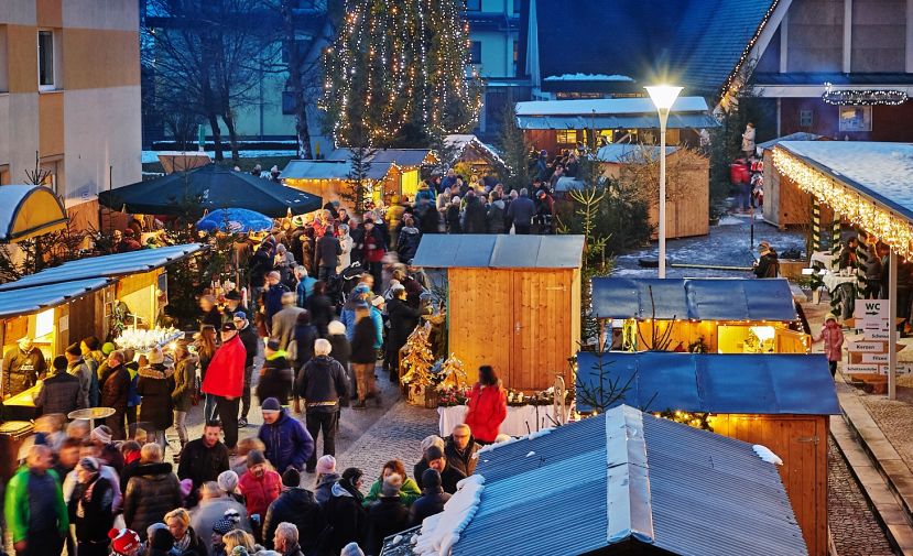 Zauberhafter Adventauftakt im Herzen der Region