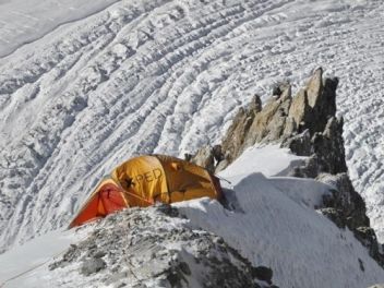Sicher im Lager 1 auf 6200m