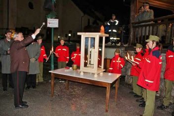 Friedenslicht der Feuerwehrjugend
